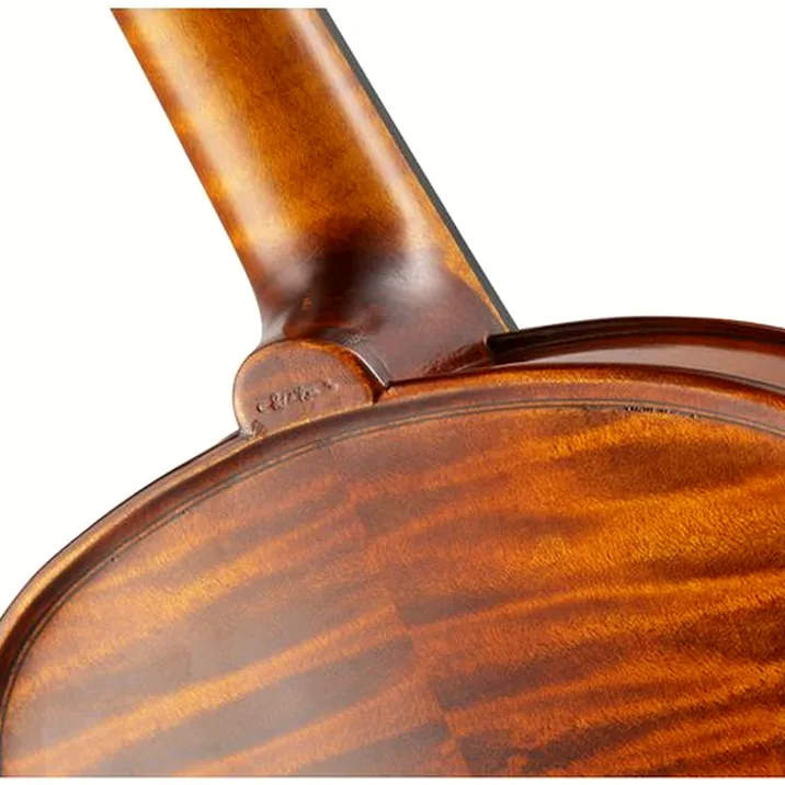 Conrad Götz Signature Menuett 98 Violin